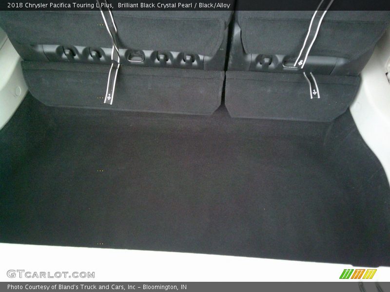 Brilliant Black Crystal Pearl / Black/Alloy 2018 Chrysler Pacifica Touring L Plus