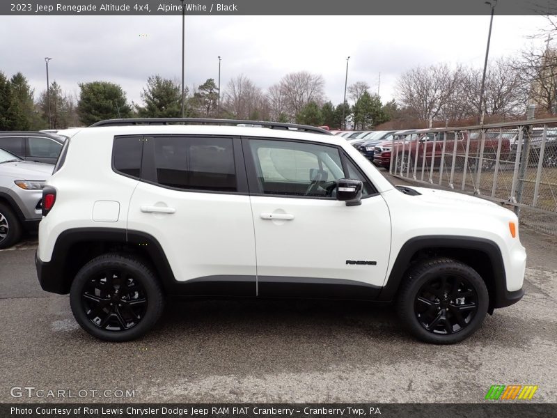 Alpine White / Black 2023 Jeep Renegade Altitude 4x4