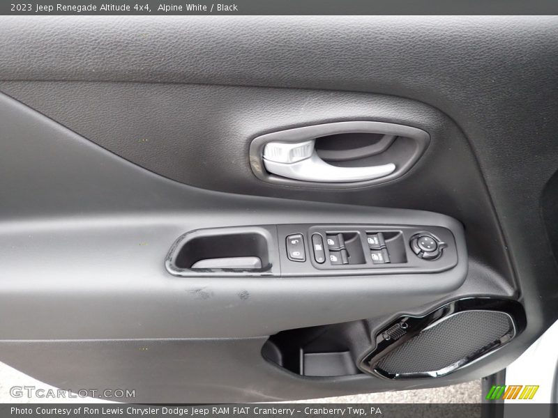Alpine White / Black 2023 Jeep Renegade Altitude 4x4
