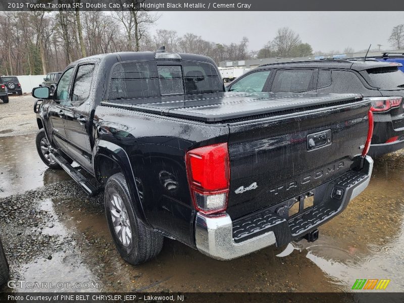 Midnight Black Metallic / Cement Gray 2019 Toyota Tacoma SR5 Double Cab 4x4