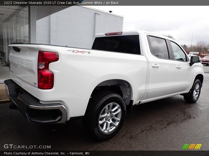 Summit White / Jet Black 2023 Chevrolet Silverado 1500 LT Crew Cab 4x4