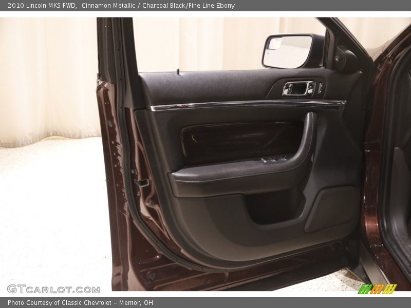 Cinnamon Metallic / Charcoal Black/Fine Line Ebony 2010 Lincoln MKS FWD