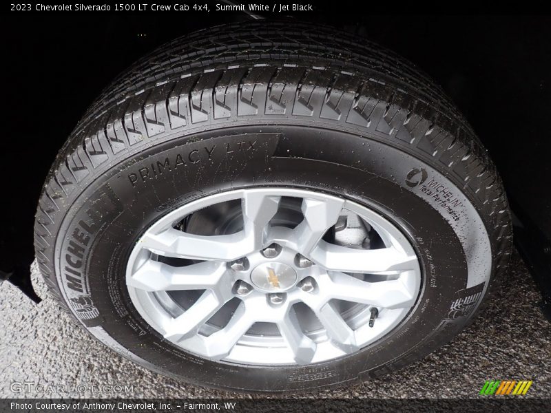 Summit White / Jet Black 2023 Chevrolet Silverado 1500 LT Crew Cab 4x4