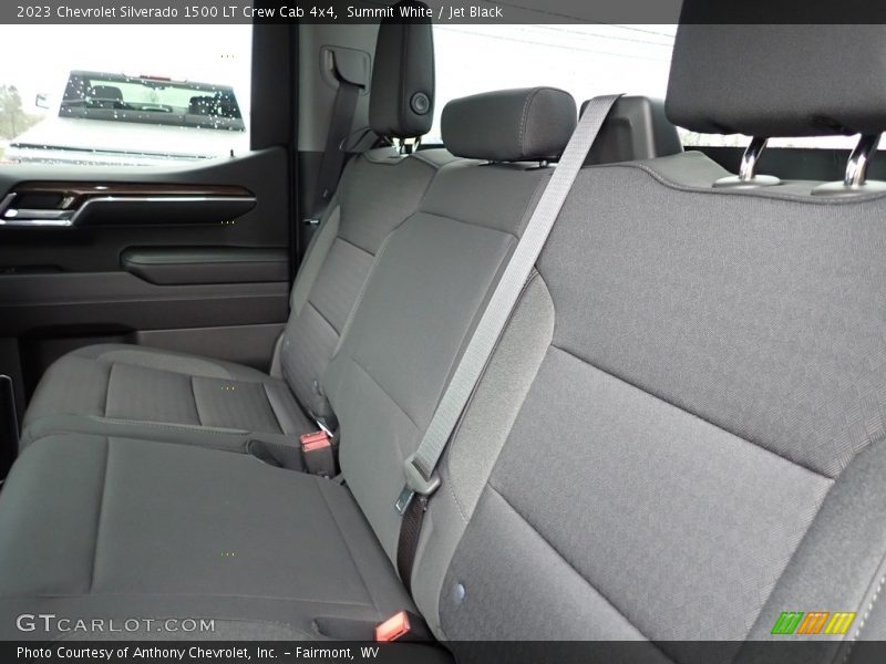 Summit White / Jet Black 2023 Chevrolet Silverado 1500 LT Crew Cab 4x4