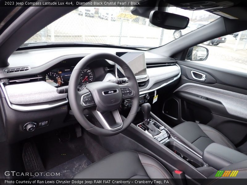 Diamond Black Crystal Pearl / Black 2023 Jeep Compass Latitude Lux 4x4