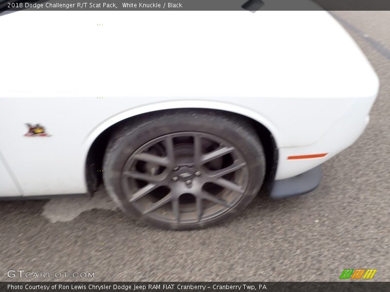 White Knuckle / Black 2018 Dodge Challenger R/T Scat Pack