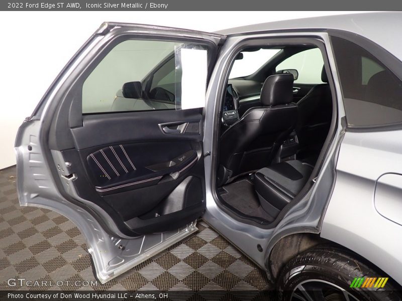 Iconic Silver Metallic / Ebony 2022 Ford Edge ST AWD