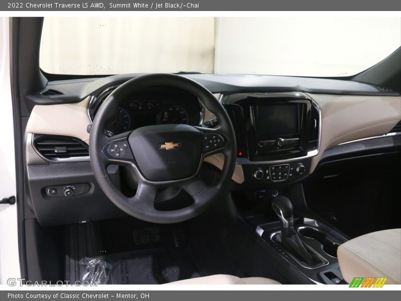 Summit White / Jet Black/­Chai 2022 Chevrolet Traverse LS AWD