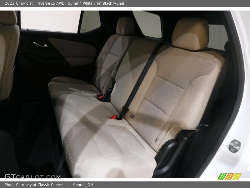 Summit White / Jet Black/­Chai 2022 Chevrolet Traverse LS AWD