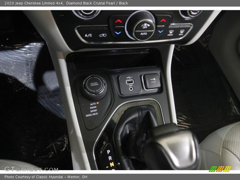 Diamond Black Crystal Pearl / Black 2020 Jeep Cherokee Limited 4x4
