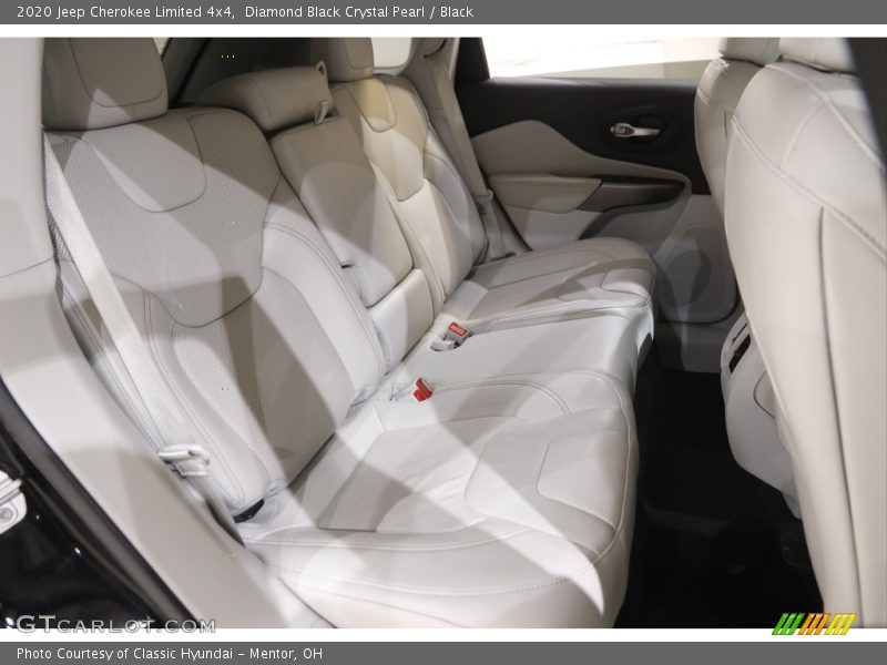 Diamond Black Crystal Pearl / Black 2020 Jeep Cherokee Limited 4x4
