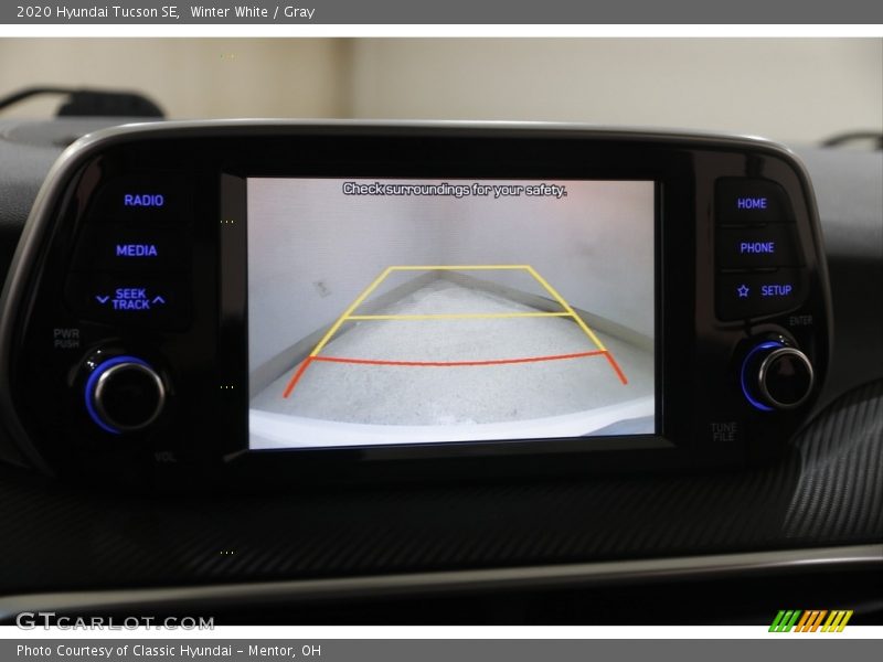 Winter White / Gray 2020 Hyundai Tucson SE