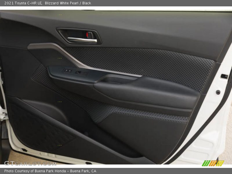 Blizzard White Pearl / Black 2021 Toyota C-HR LE
