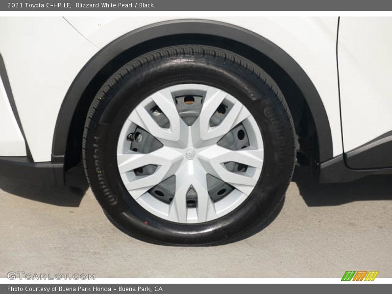 Blizzard White Pearl / Black 2021 Toyota C-HR LE