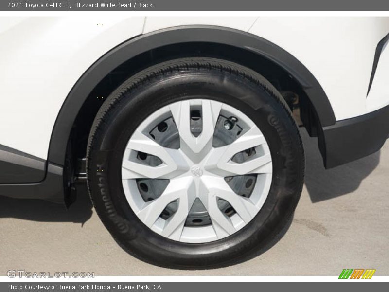 Blizzard White Pearl / Black 2021 Toyota C-HR LE