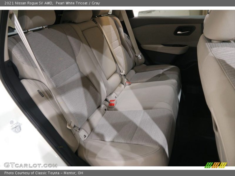 Pearl White Tricoat / Gray 2021 Nissan Rogue SV AWD