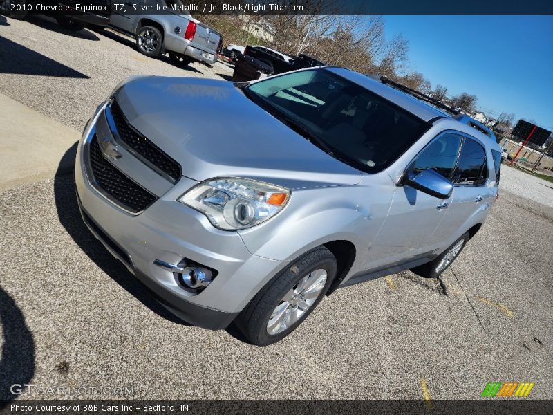 Front 3/4 View of 2010 Equinox LTZ