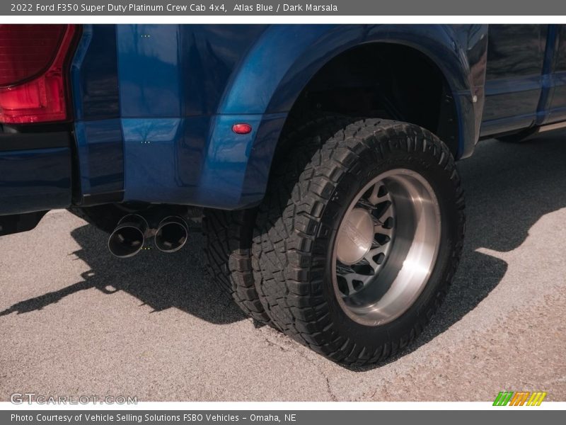 Atlas Blue / Dark Marsala 2022 Ford F350 Super Duty Platinum Crew Cab 4x4