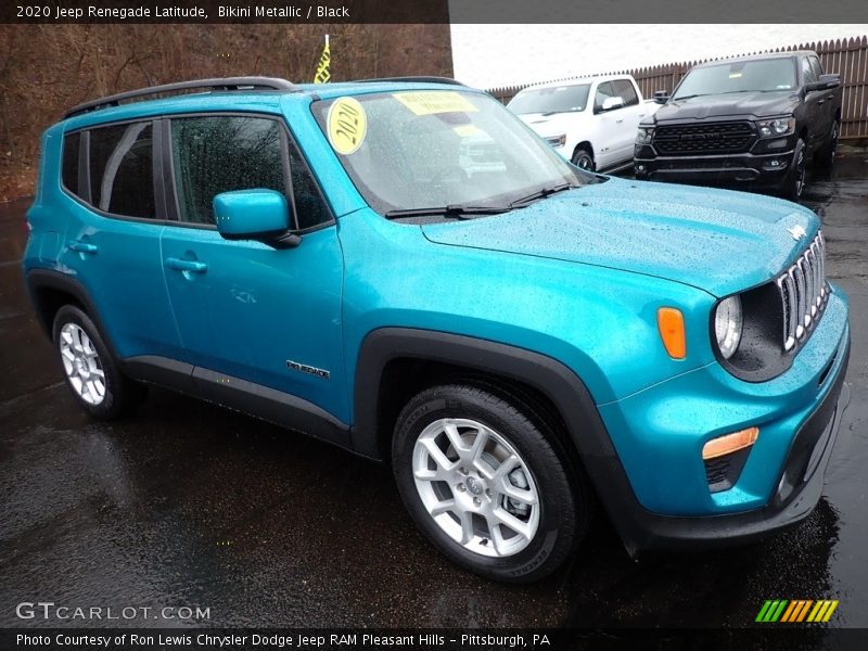 Front 3/4 View of 2020 Renegade Latitude