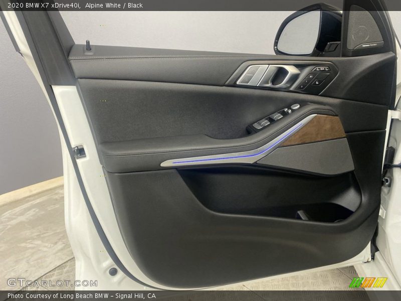 Alpine White / Black 2020 BMW X7 xDrive40i