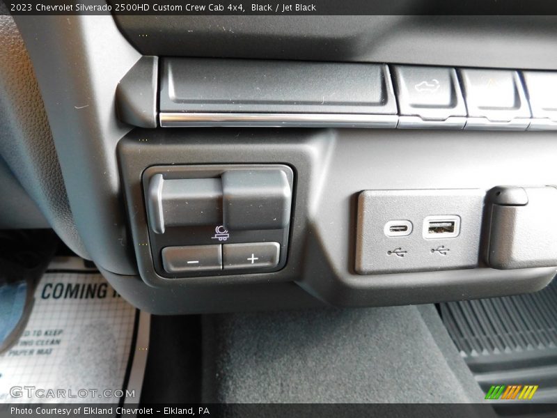 Black / Jet Black 2023 Chevrolet Silverado 2500HD Custom Crew Cab 4x4