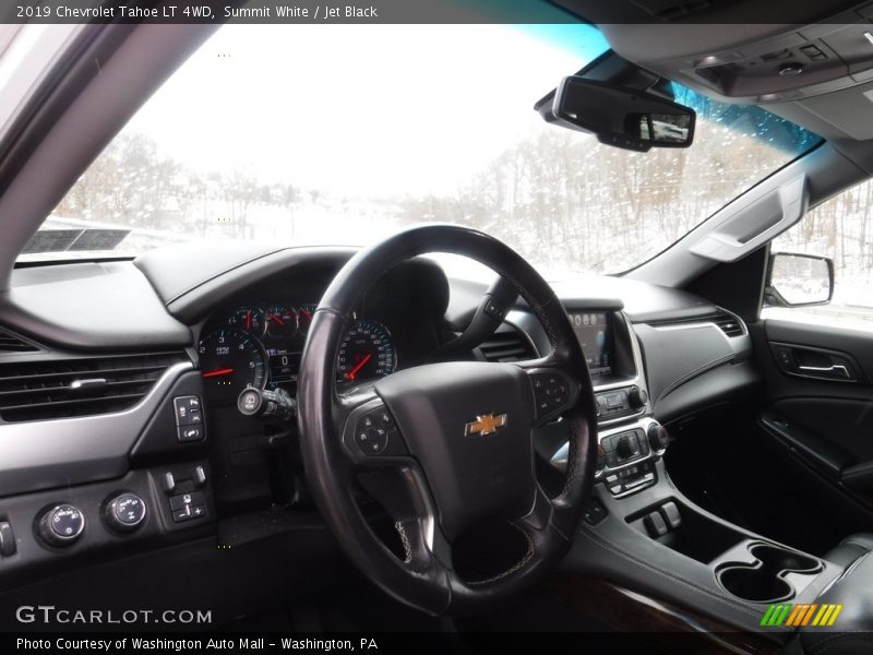 Summit White / Jet Black 2019 Chevrolet Tahoe LT 4WD