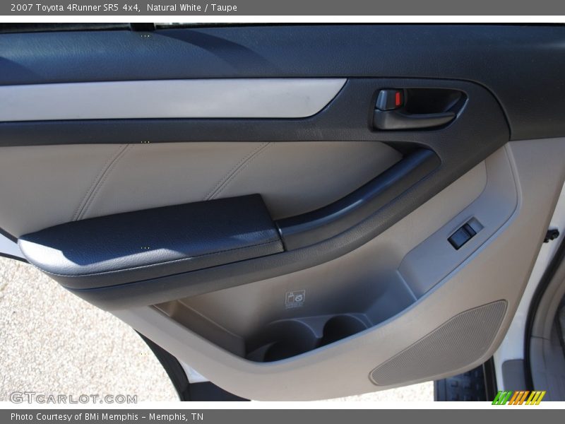 Natural White / Taupe 2007 Toyota 4Runner SR5 4x4