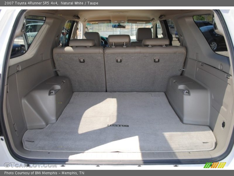 Natural White / Taupe 2007 Toyota 4Runner SR5 4x4