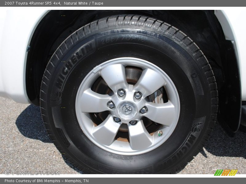 Natural White / Taupe 2007 Toyota 4Runner SR5 4x4