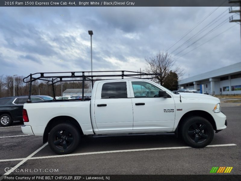 Bright White / Black/Diesel Gray 2016 Ram 1500 Express Crew Cab 4x4