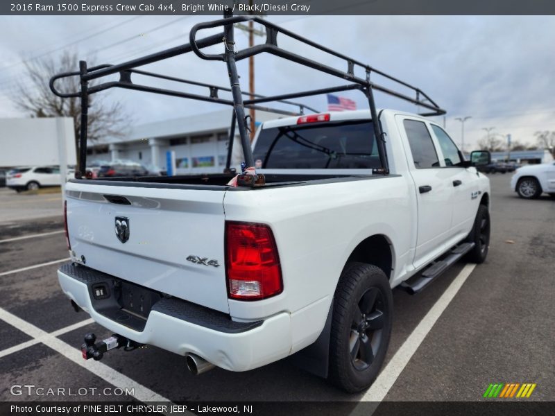 Bright White / Black/Diesel Gray 2016 Ram 1500 Express Crew Cab 4x4