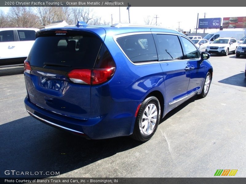 Ocean Blue Metallic / Alloy/Black 2020 Chrysler Pacifica Touring L