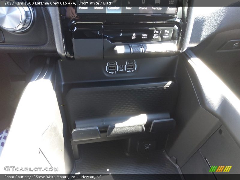 Bright White / Black 2023 Ram 1500 Laramie Crew Cab 4x4