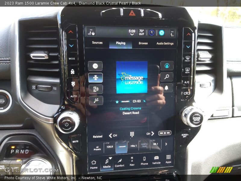 Diamond Black Crystal Pearl / Black 2023 Ram 1500 Laramie Crew Cab 4x4