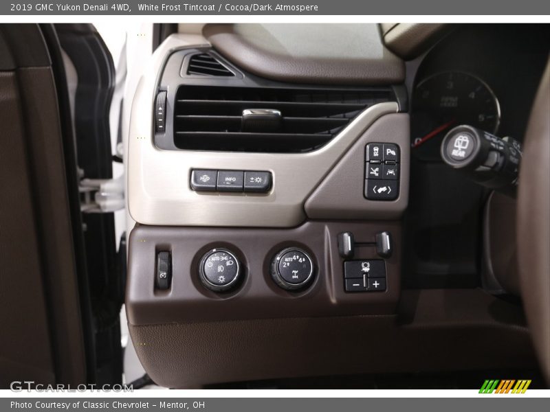 White Frost Tintcoat / Cocoa/Dark Atmospere 2019 GMC Yukon Denali 4WD