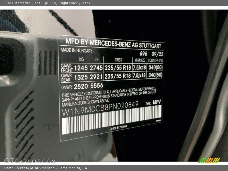 Night Black / Black 2023 Mercedes-Benz EQB 250