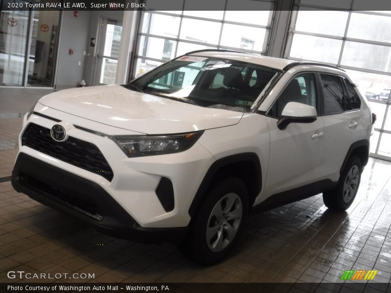 Super White / Black 2020 Toyota RAV4 LE AWD