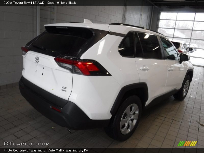 Super White / Black 2020 Toyota RAV4 LE AWD