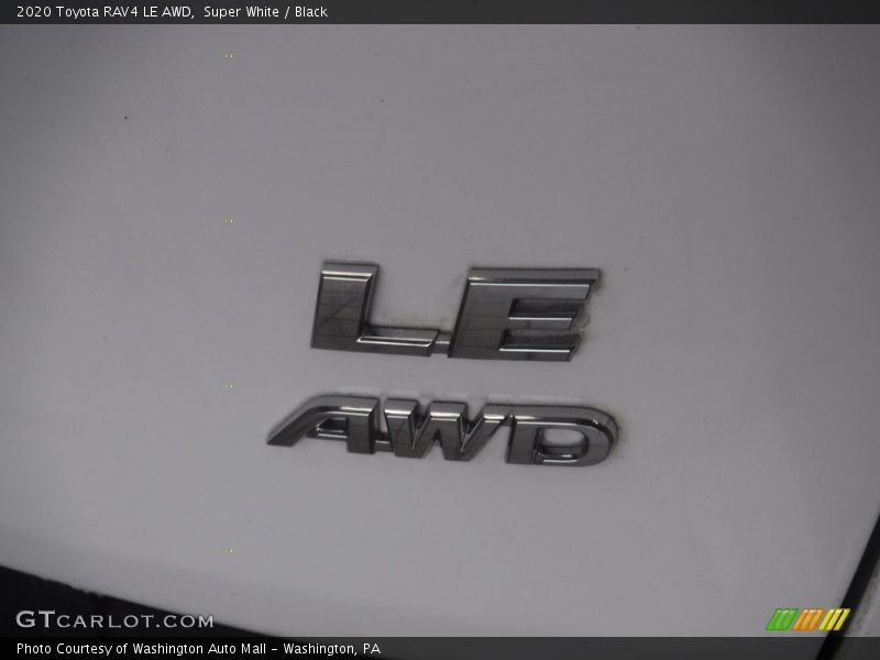 Super White / Black 2020 Toyota RAV4 LE AWD