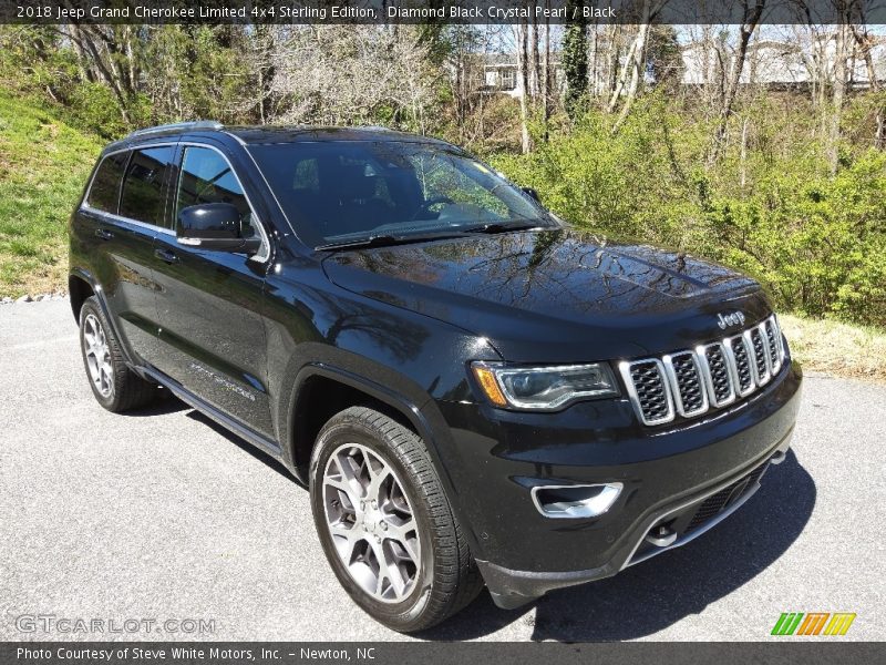 Front 3/4 View of 2018 Grand Cherokee Limited 4x4 Sterling Edition