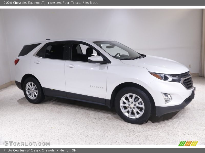 Iridescent Pearl Tricoat / Jet Black 2020 Chevrolet Equinox LT
