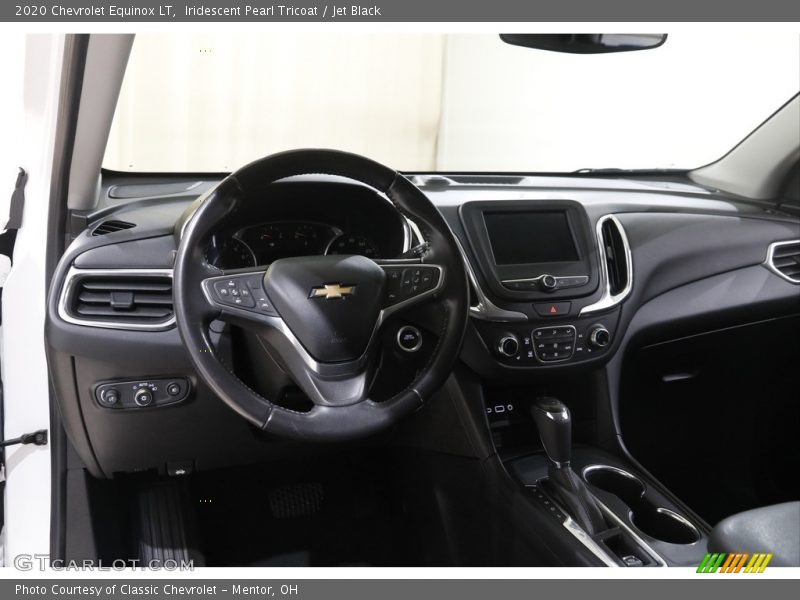 Iridescent Pearl Tricoat / Jet Black 2020 Chevrolet Equinox LT