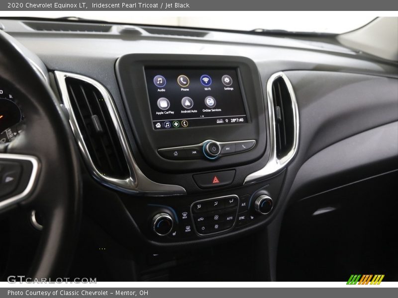 Iridescent Pearl Tricoat / Jet Black 2020 Chevrolet Equinox LT