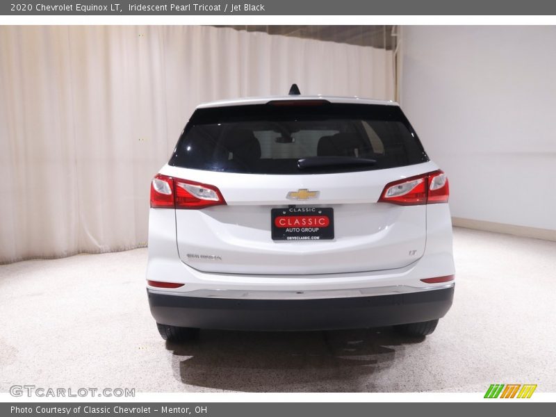 Iridescent Pearl Tricoat / Jet Black 2020 Chevrolet Equinox LT