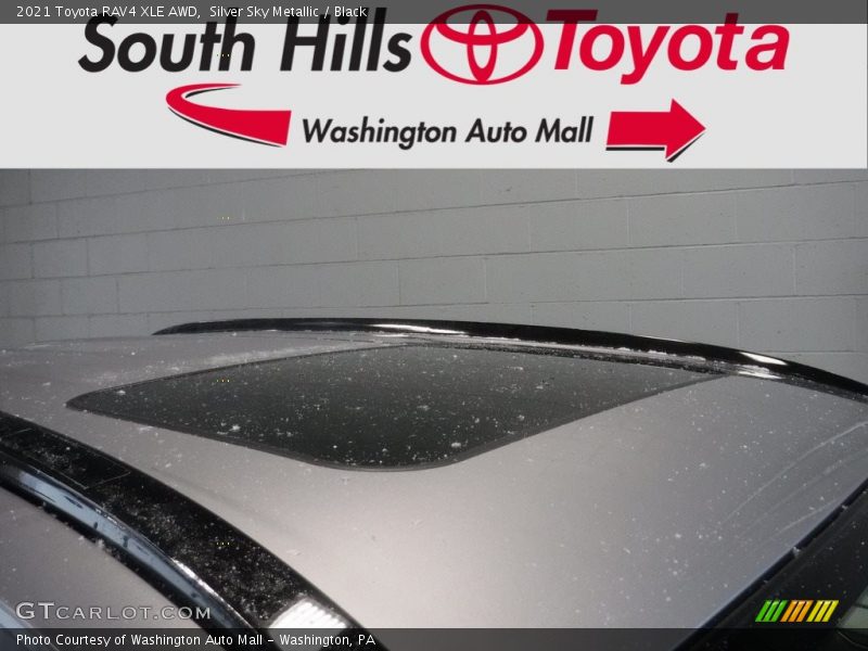 Silver Sky Metallic / Black 2021 Toyota RAV4 XLE AWD