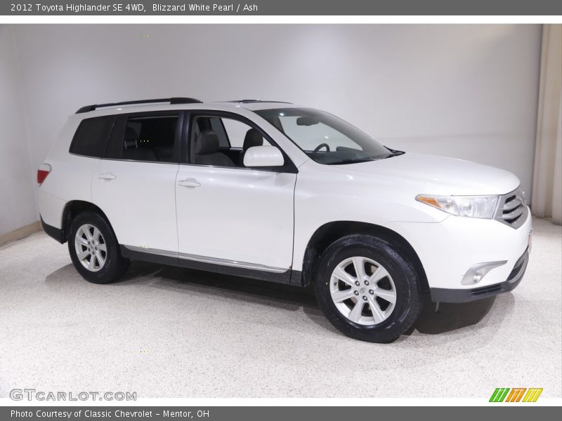 Blizzard White Pearl / Ash 2012 Toyota Highlander SE 4WD