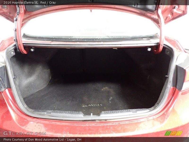 Red / Gray 2016 Hyundai Elantra SE