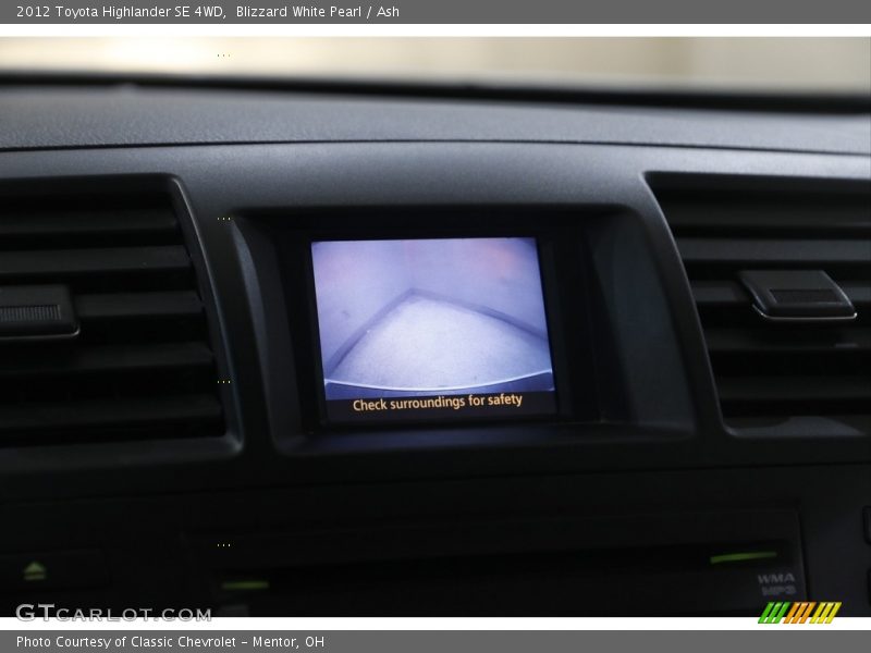 Blizzard White Pearl / Ash 2012 Toyota Highlander SE 4WD