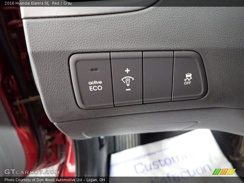 Red / Gray 2016 Hyundai Elantra SE