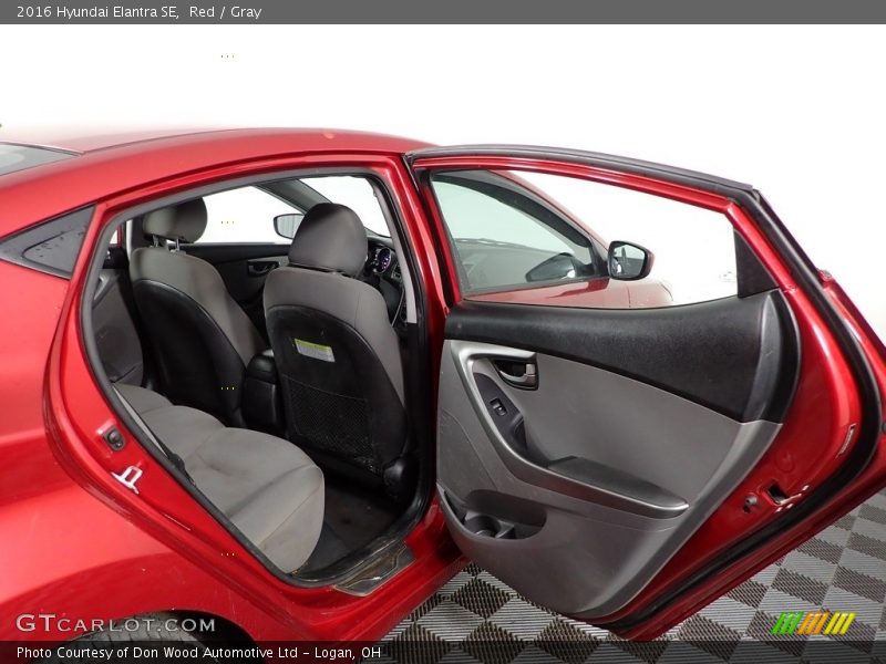 Red / Gray 2016 Hyundai Elantra SE